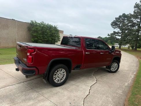 Used 2020 Chevrolet Silverado 2500 High Country w/ Z71 Off-Road Package AWD/4WD image 21
