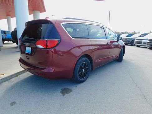 Used 2020 Chrysler Voyager Lxi image 25