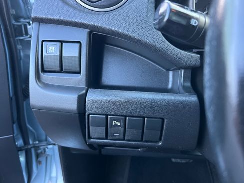 Used 2013 MAZDA MAZDA5 Touring image 25