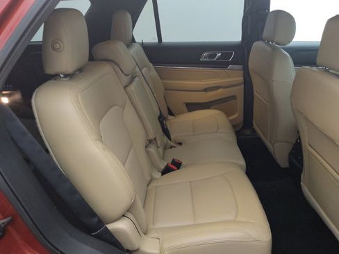 Used 2016 Ford Explorer Limited w/ Equipment Group 301A FWD image 19