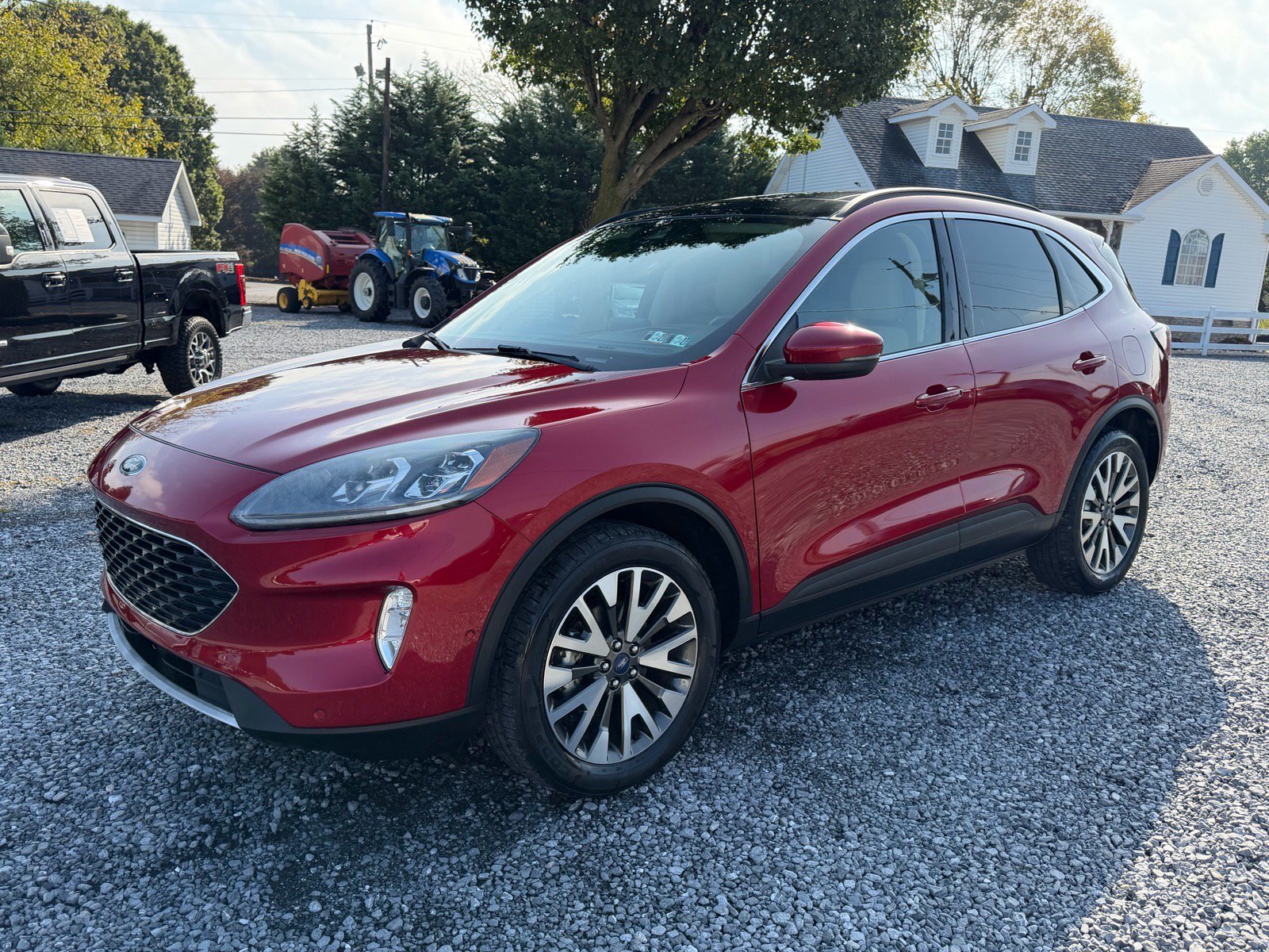 Used 2020 Ford Escape Titanium AWD/4WD image 7