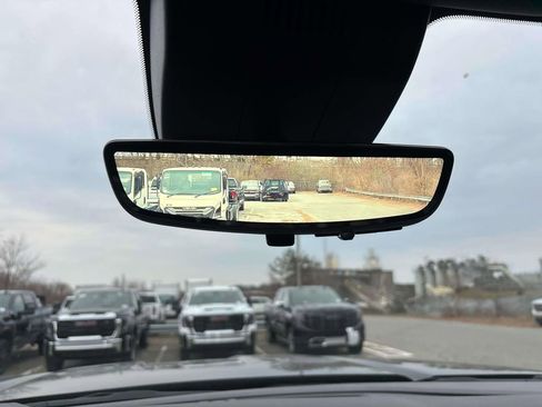 New 2026 GMC Sierra 3500 Denali w/ Denali Reserve Package image 17