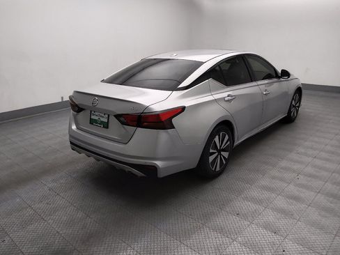 Used 2019 Nissan Altima 2.5 SL FWD image 9