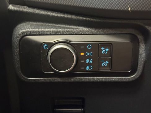 Used 2023 Ford Bronco 4-Door AWD/4WD image 29