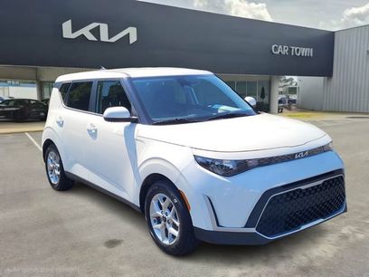 Certified 2023 Kia Soul LX w/ LX Technology Package