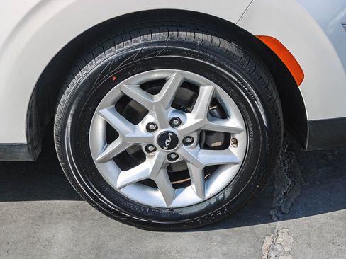 Used 2023 Kia Soul LX w/ Option Group 015 image 11