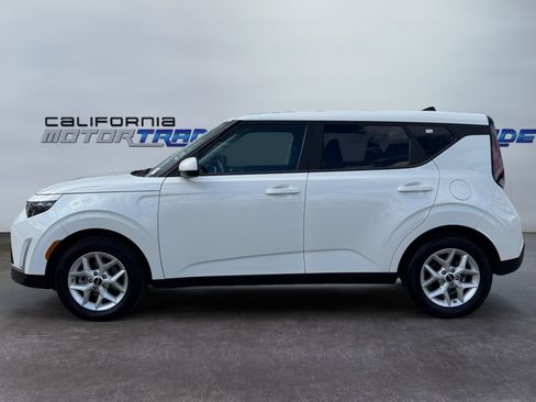 Used 2024 Kia Soul LX w/ Option Group 015 image 8
