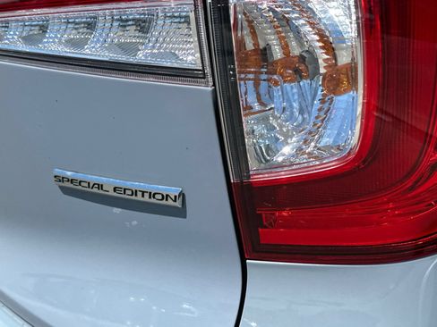 Used 2022 Honda Pilot Special Edition image 7