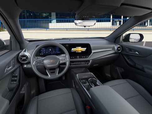 New 2026 Chevrolet Equinox LT w/ Convenience Package II FWD image 15