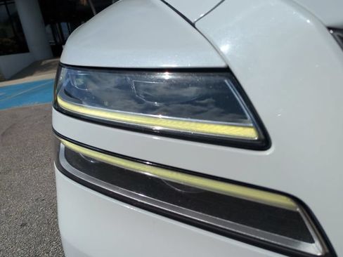Used 2022 Genesis GV80 3.5T Advanced + AWD/4WD image 10