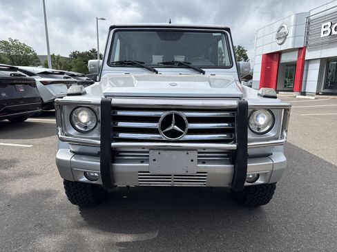 Used 2010 Mercedes-Benz G 550 image 2