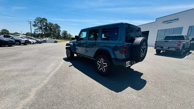 New 2026 Jeep Wrangler Unlimited Sahara w/ Technology Group AWD/4WD image 4
