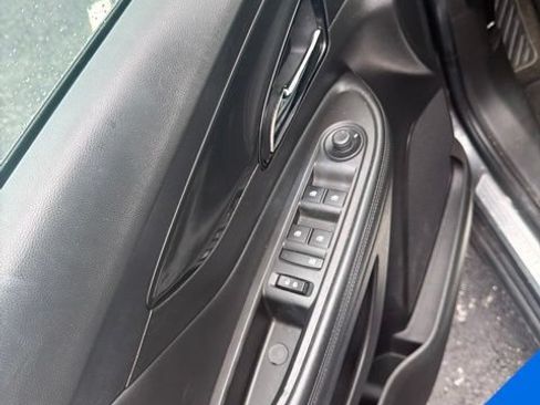 Used 2017 Buick Encore Essence FWD image 9