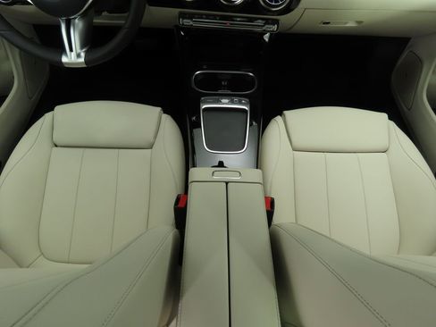 Certified 2026 Mercedes-Benz CLA 250 image 17