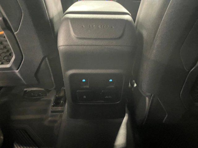 Used 2023 Ford Bronco Badlands AWD/4WD image 17