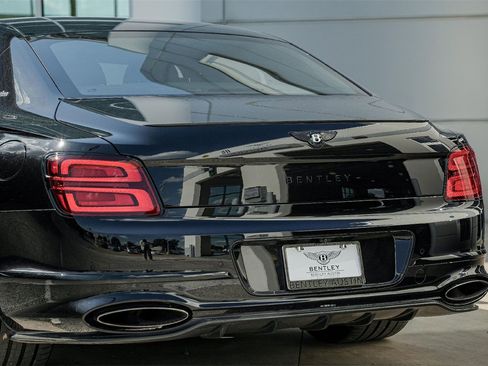 New 2025 Bentley Flying Spur Plug-In Hybrid image 15