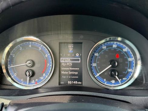 Used 2019 Toyota Corolla SE FWD image 28