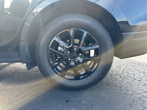 Used 2024 Chevrolet Equinox LT AWD/4WD image 19