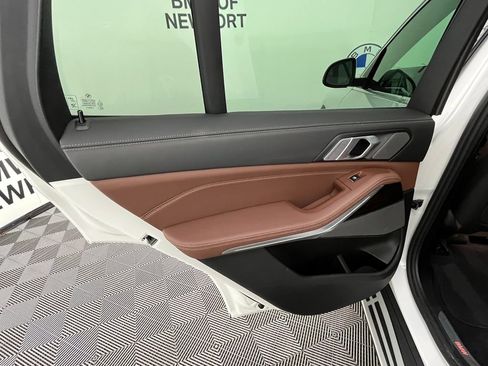 Used 2025 BMW X5 xDrive40i AWD/4WD image 25