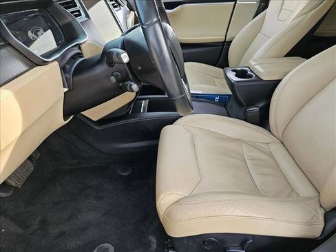 Used 2017 Tesla Model S 90D image 15