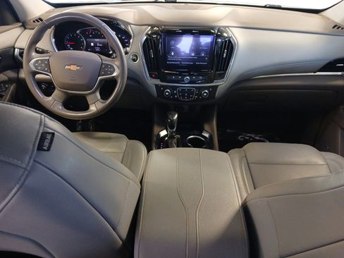 Used 2021 Chevrolet Traverse Premier image 10