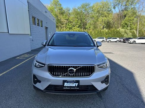 Certified 2023 Volvo XC40 B5 Plus w/ Protection Package Premier AWD/4WD image 3