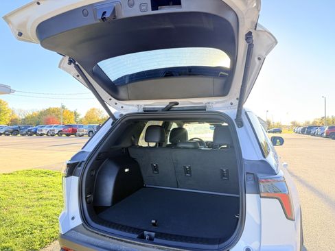 New 2026 Chevrolet Equinox ACTIV w/ Convenience Package III image 13