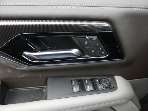 New 2026 GMC Yukon Elevation w/ LPO, Floor Liner Package image 19