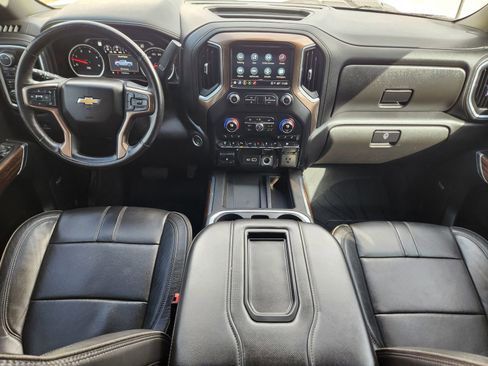 Used 2021 Chevrolet Silverado 3500 High Country image 29