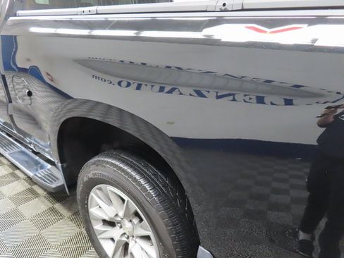 Used 2020 Chevrolet Silverado 1500 High Country image 34