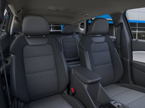 New 2026 Chevrolet Trax LT w/ LT Convenience Package FWD image 16