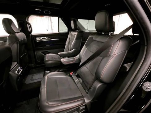 Used 2025 Ford Explorer ST AWD/4WD image 25