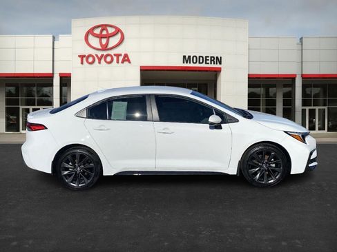 Certified 2024 Toyota Corolla SE image 4