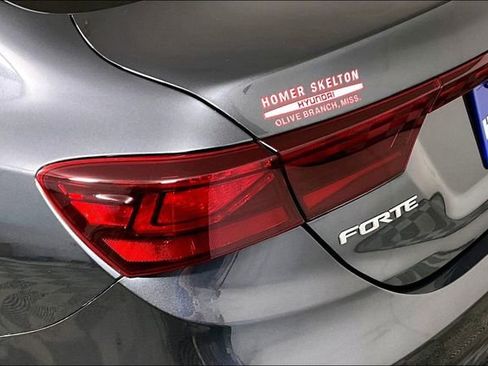 Used 2022 Kia Forte LXS image 28