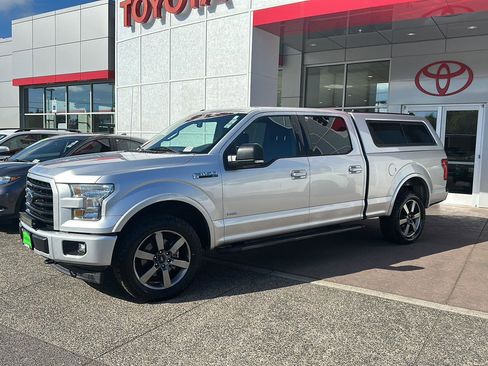 Used 2017 Ford F150 XLT w/ Equipment Group 302A Luxury AWD/4WD image 3