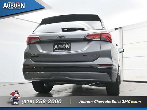 Used 2024 Chevrolet Equinox RS w/ LPO, Floor Liner Package AWD/4WD image 23