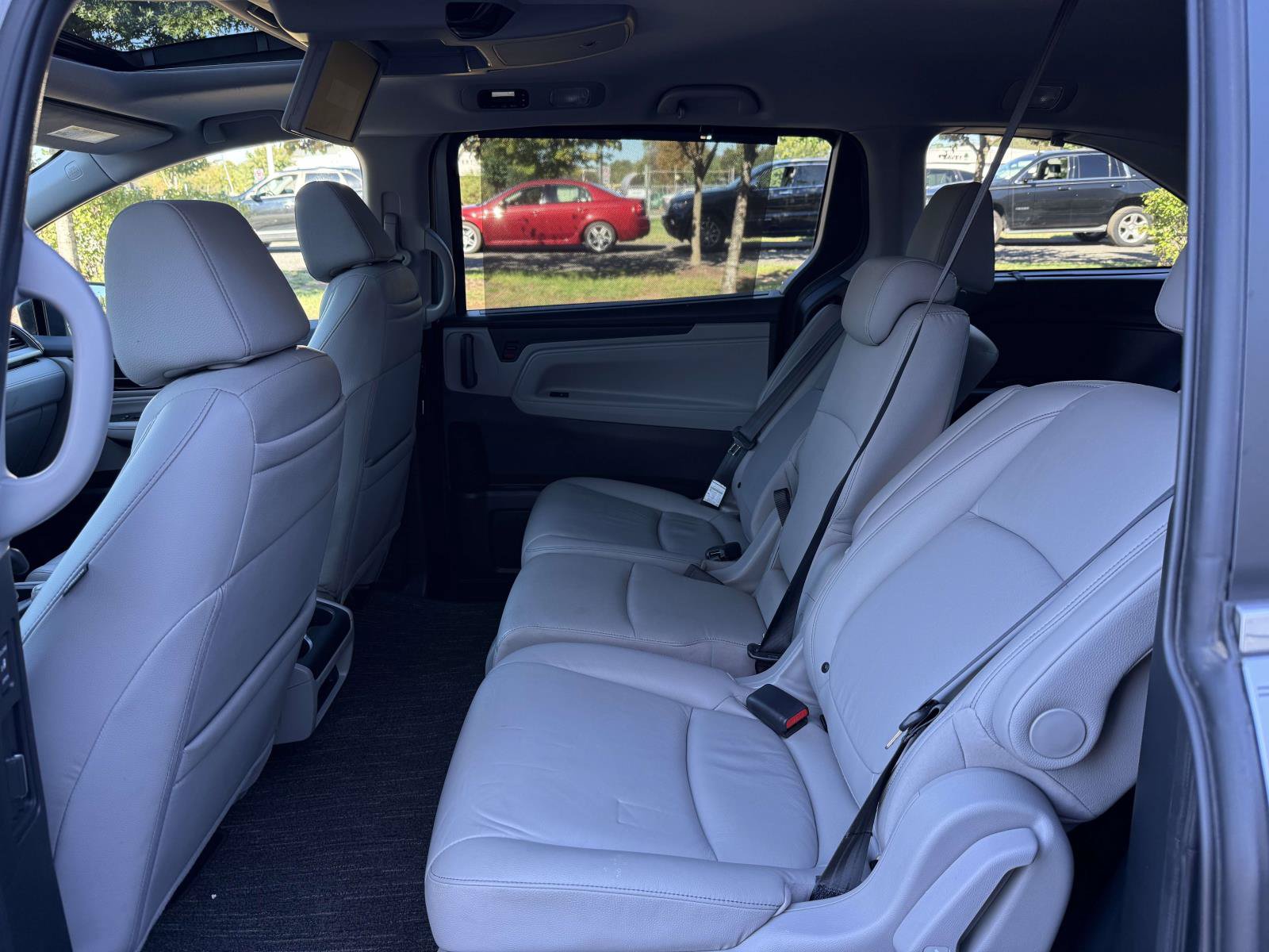 Certified 2024 Honda Odyssey Touring image 18