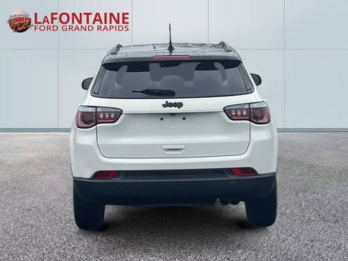 Used 2018 Jeep Compass Altitude w/ Popular Equipment Group image 6