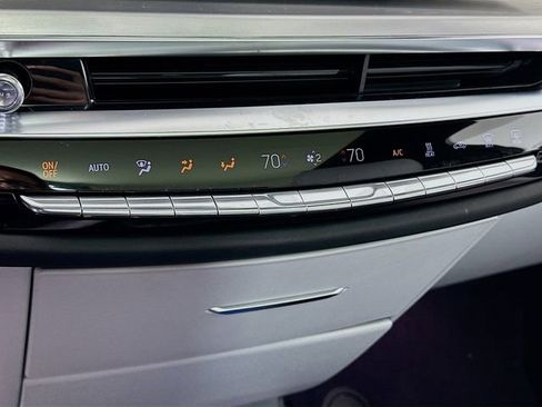 New 2025 Cadillac Lyriq Luxury image 11