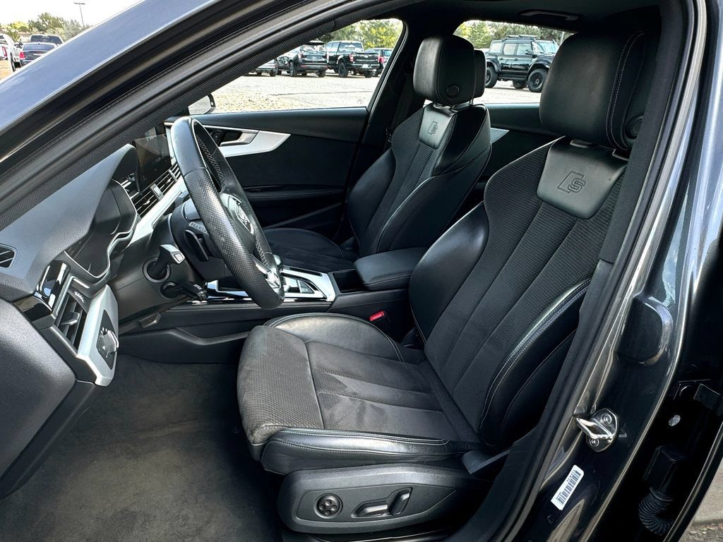 Used 2021 Audi A4 2.0T Premium Plus w/ Premium Plus Package AWD/4WD image 19