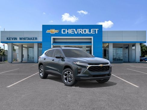 New 2026 Chevrolet Trax LT w/ Driver Confidence Package FWD image 25
