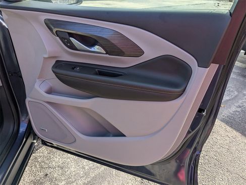 Used 2019 GMC Terrain SLT w/ Preferred Package image 30