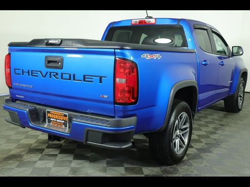 Used 2021 Chevrolet Colorado W/T w/ Custom Special Edition image 2