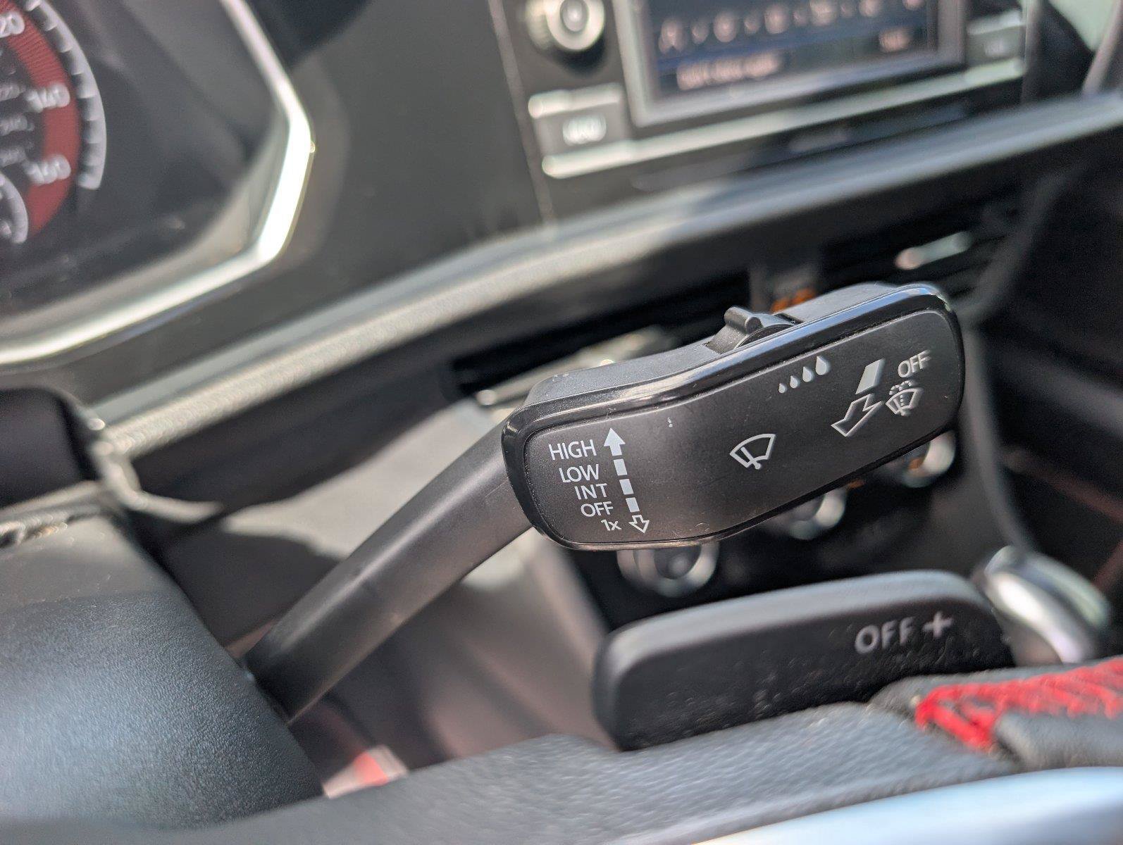 Used 2020 Volkswagen Jetta GLI FWD image 21