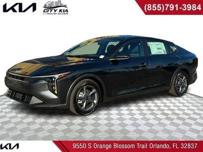 New 2025 Kia K4 LXS