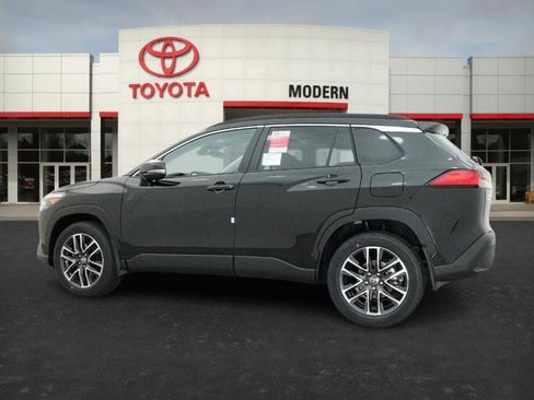 New 2026 Toyota Corolla Cross XLE image 12