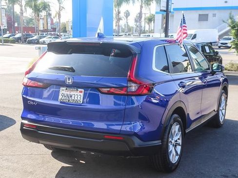 Used 2023 Honda CR-V EX image 5