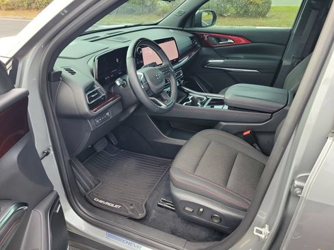 Used 2024 Chevrolet Traverse Z71 w/ Enhanced Driving Package AWD/4WD image 19