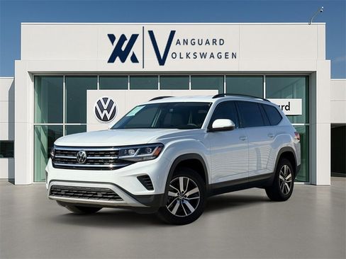Used 2023 Volkswagen Atlas SE image 1