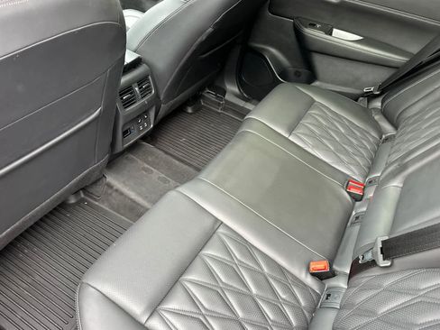 Used 2024 Nissan Rogue Platinum w/ Platinum Premium Package image 4